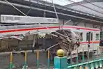 gerbong-wanita-krl-ringsek.jpg