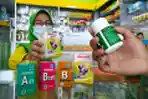 Kasus Covid-19 Melonjak, Permintaan Vitamin Meningkat