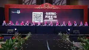 rakerrrrrnassss-ipemi.jpg