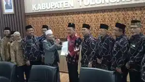 Ketua-Majelis-Ulama-Indonesia-MUI-Kabupaten-Tulungagung-KH-Hadi-Muhammad-Mahfudz.jpg