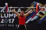 Atlet angkat berat Indonesia Surahmat Bin Suwoto