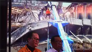 Penayangan-video-live-ini-dilakukan-di-Posko-Basarnas-di-Sidoarjo.jpg