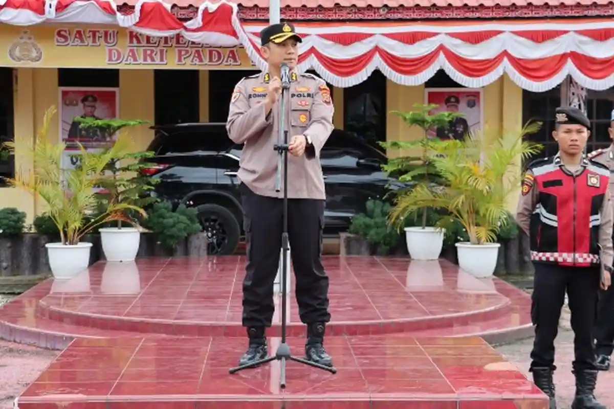 AKBP Ronny Nicolas Sidabutar Langsung Pimpin Apel Pagi Usai Kapolres Dairi Dicopot Kapolda Sumut