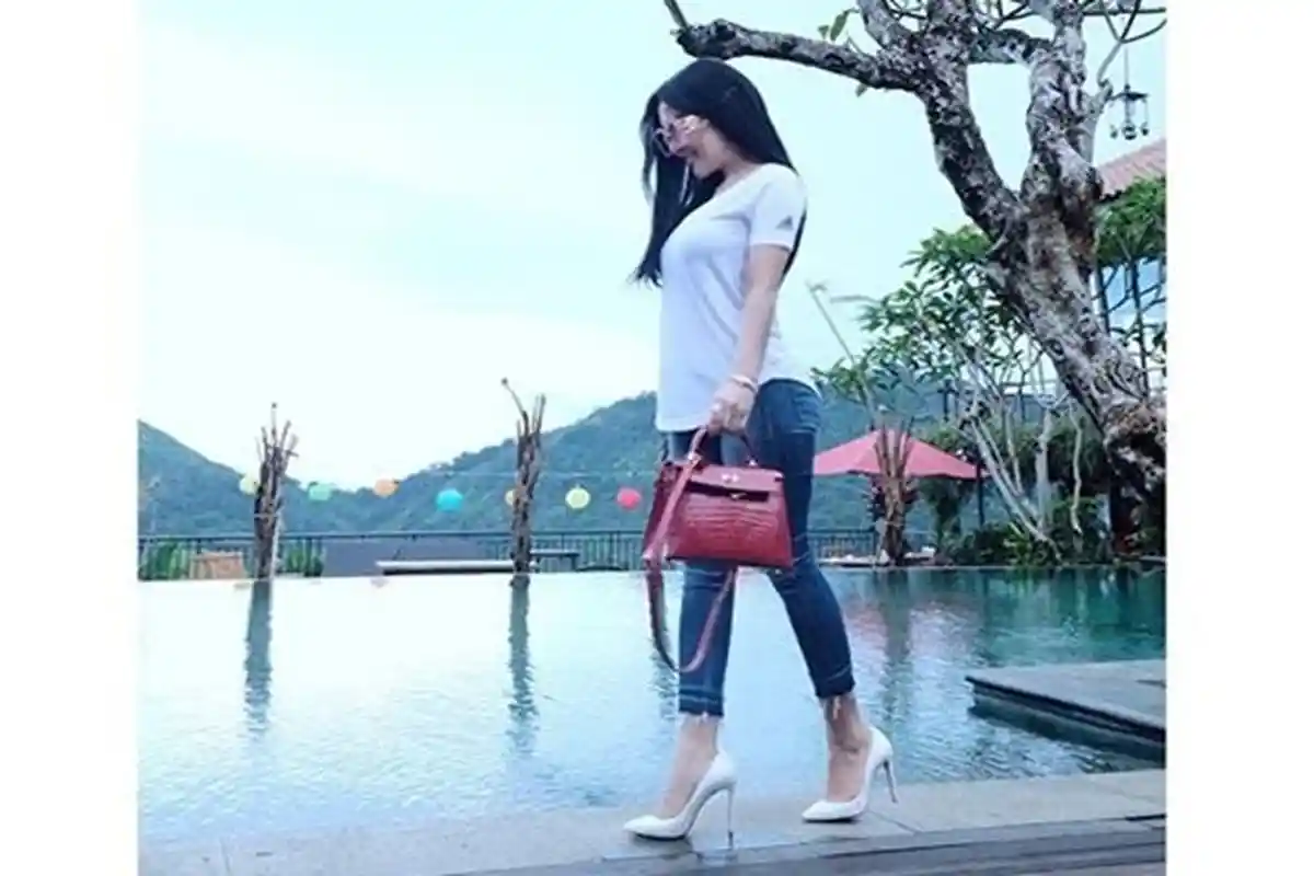 Penampakan Rumah  Syahrini, Luar Dalam Sama Mewahnya