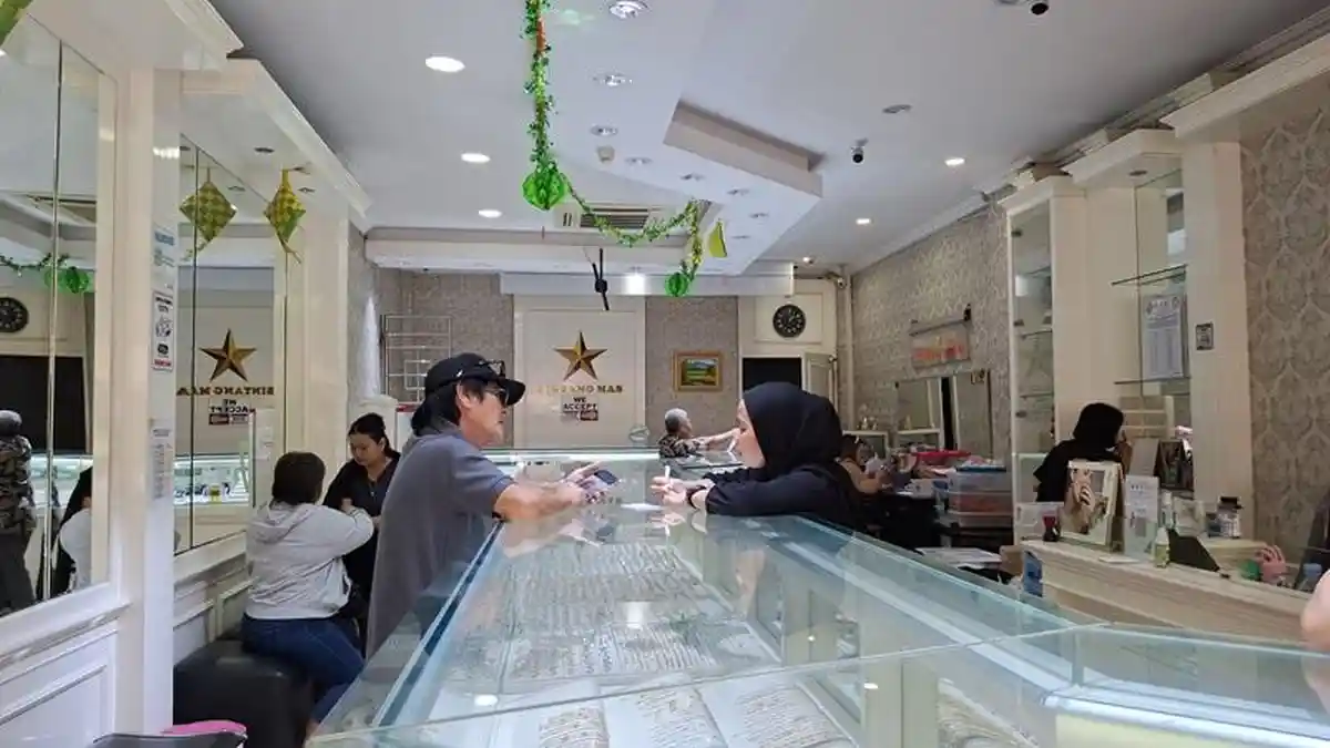 Jelang Lebaran, Pasar Emas Perhiasan di Semarang Masih Lesu
