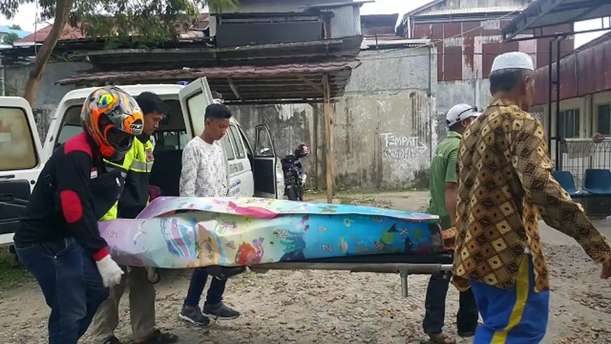 Jasad Pria 44 Tahun Ditemukan di Kolam Ikan, Sang Istri Sebut Tak Ada Riwayat Penyakit Serius