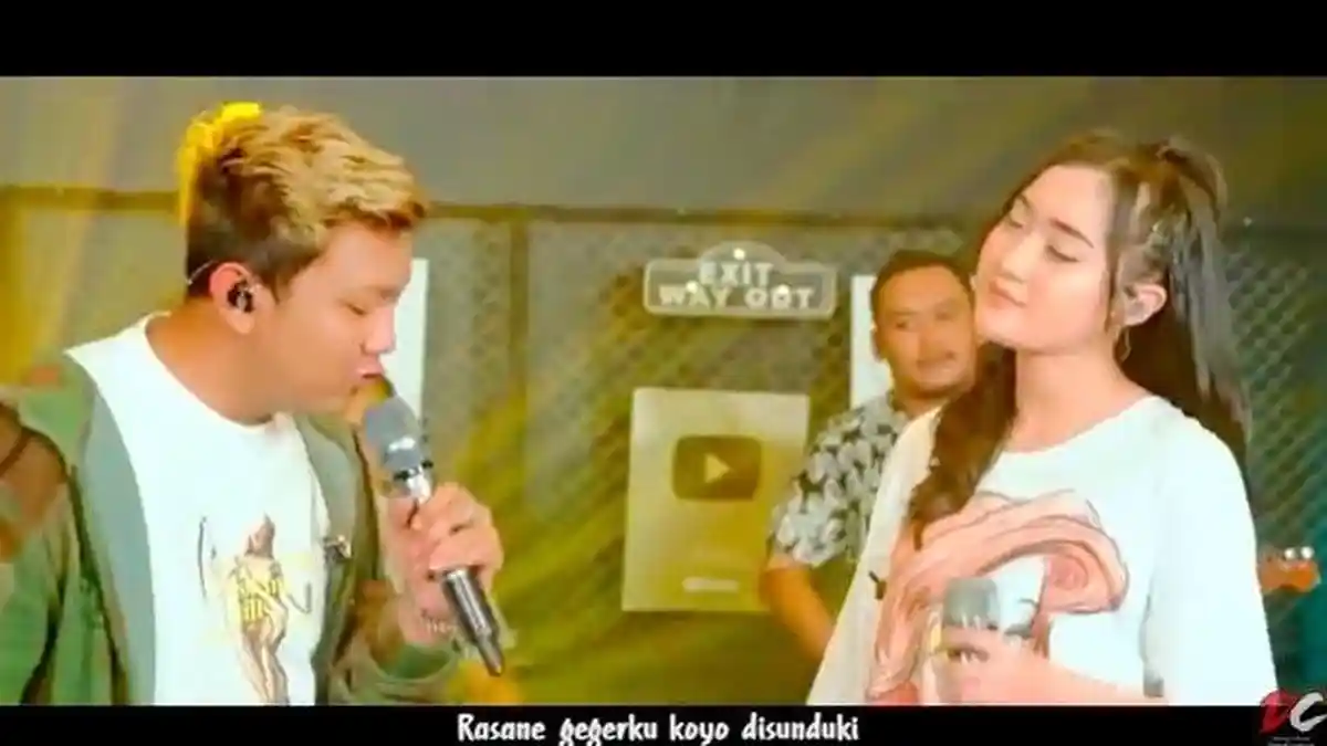 Chord Kunci Gitar MBLEBES Denny Caknan feat Yeni Inka, Dik Sajake Kok Ono Perlu
