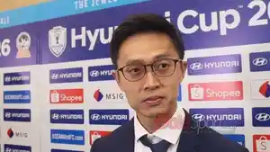 Pelatih-timnas-Singapura-Gavin-Lee.jpg