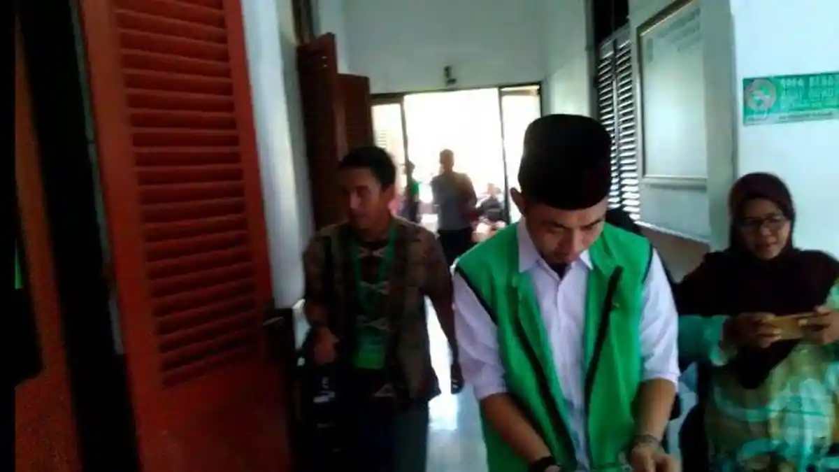 Rampas Ponsel dan Rudapaksa Penumpang, Driver Taksi Online Dituntut 9 Tahun Penjara