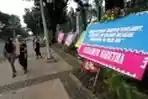 Karangan Bunga Untuk TNI Polri