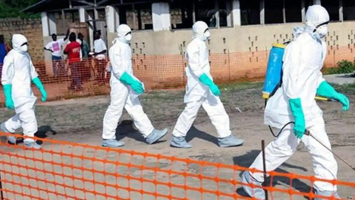 Wabah Ebola Bermula dari Upacara Pemakaman Seorang Tabib