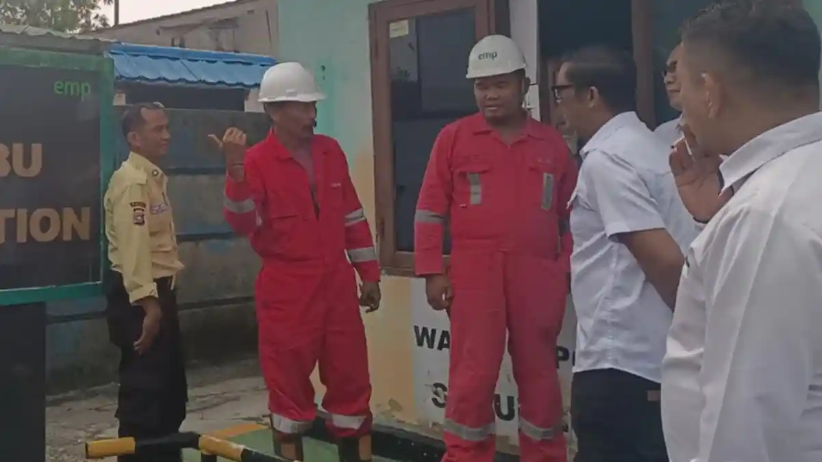 Lakukan Penelusuran di Tiga Titik Industri, Tim DLHK Kota Pekanbaru ...