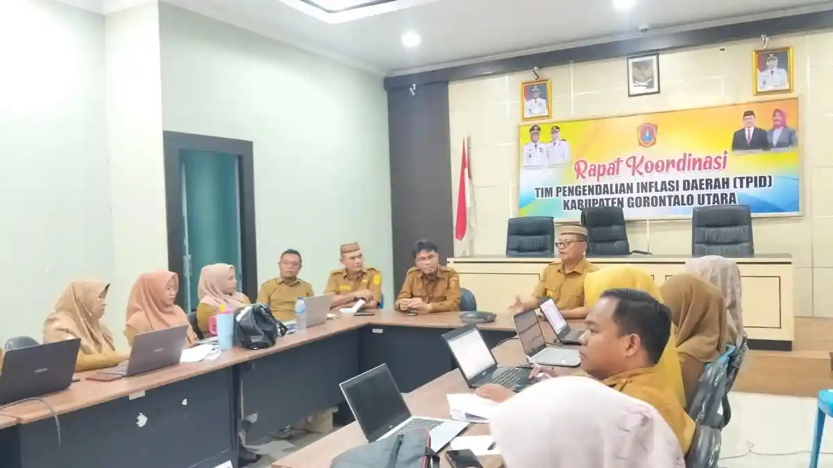 Bupati Gorontalo Utara Thariq Modanggu Minta OPD Percepat Validasi Data ...