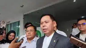 Sultan-Najamudin-bedah-rumah-26.jpg