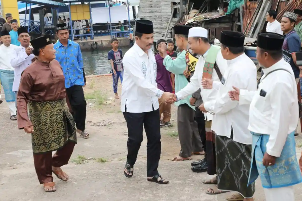 Bertolak dari Dermaga Rakyat Sagulung, Safari Ramadhan Rudi Sapa Warga Pulau Buluh