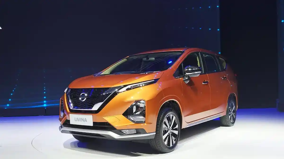 Harga Lebih Mahal dari Mitsubishi Xpander, Ini Beda Fitur yang Ada di All New Livina