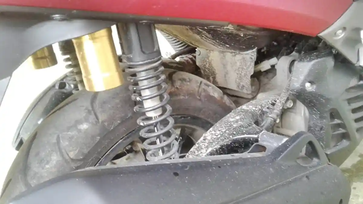 Cara Bikin Motor Matik Tidak Rem Blong Kala di Jalanan Turunan Panjang