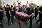 Demonstrasi Tandingan Pendukung Ulama Ternama Irak 
