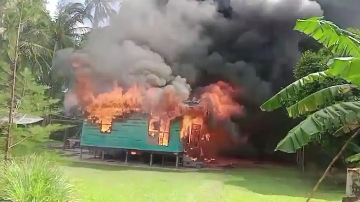 Daftar 7 Berita Populer Hari Ini, Kebakaran di Natuna, Rumah Safrandi Jadi Abu dalam Sekejap