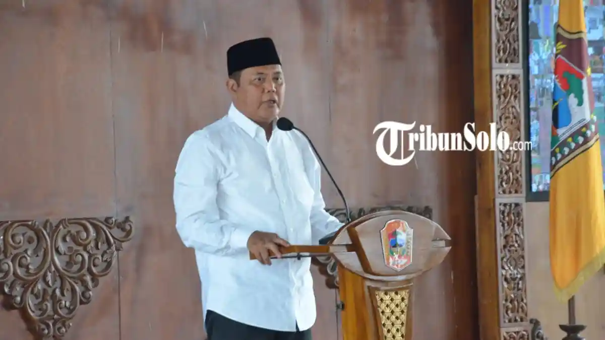 Haru Penuhi Pelepasan Tugas Bupati Karanganyar, Ini Pesan Juliyatmono