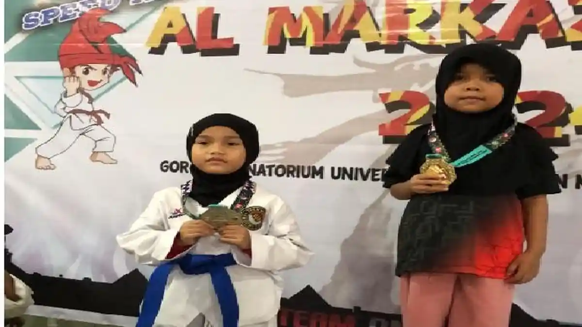Aurora, Murid SD Islam Athirah 2 Bukit Baruga Sabet Emas di Turnamen Taekwondo Al-Markaz Cup I