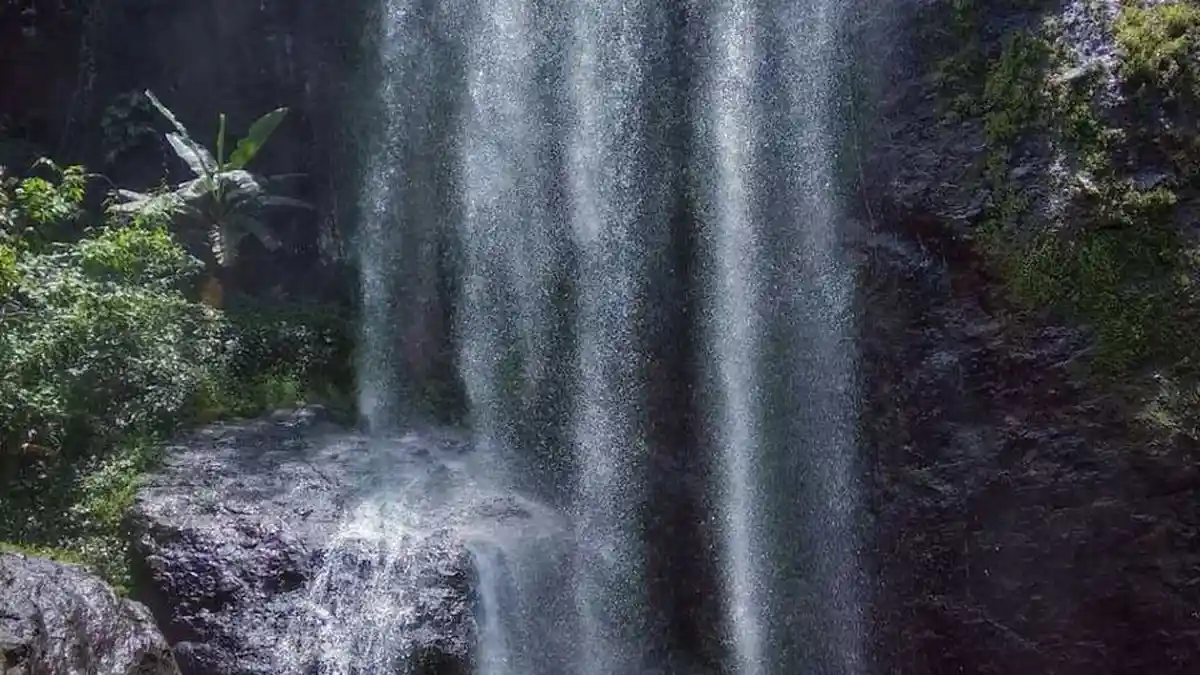 Air Terjun Leang Pa’niki, Spot Wisata Tersembunyi di Dataran Tinggi Gowa