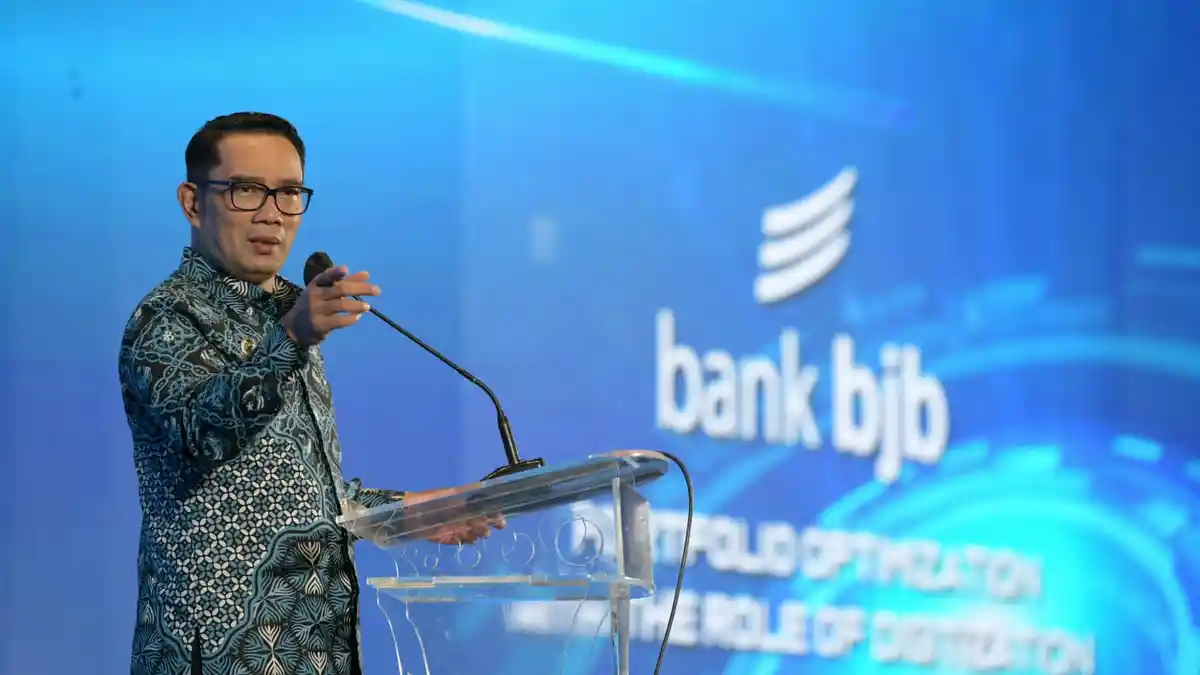 Ridwan Kamil Minta Bank Bjb Jadi Solusi Atasi Pinjol Ilegal Lewat Transformasi Digital