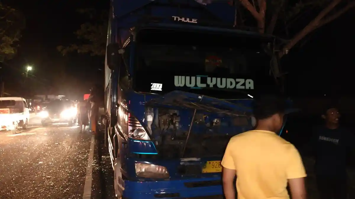 Ngerinya Detik-detik Kecelakaan Maut di Madura, Banting Setir Bikin Nyawa Melayang