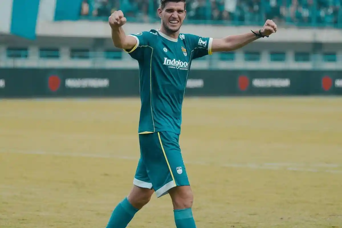 Nick Kuipers Siap Jika Liga 1 2022/2023 Dimulai Besok, Pelatih Persib Bandung Berikan Latihan Keras