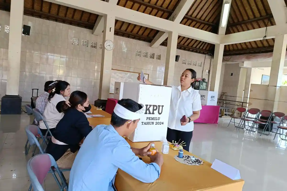 UPDATE: Sebelum Diulang, Prabowo-Gibran Unggul di TPS 14 Desa Pering Gianyar