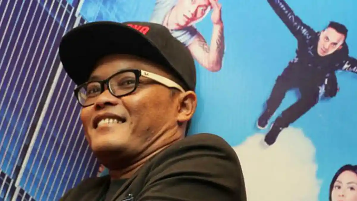 Miliki 10 Kamar dan 17 Pembantu, Yuk! Intip Rumah Mewah Sule