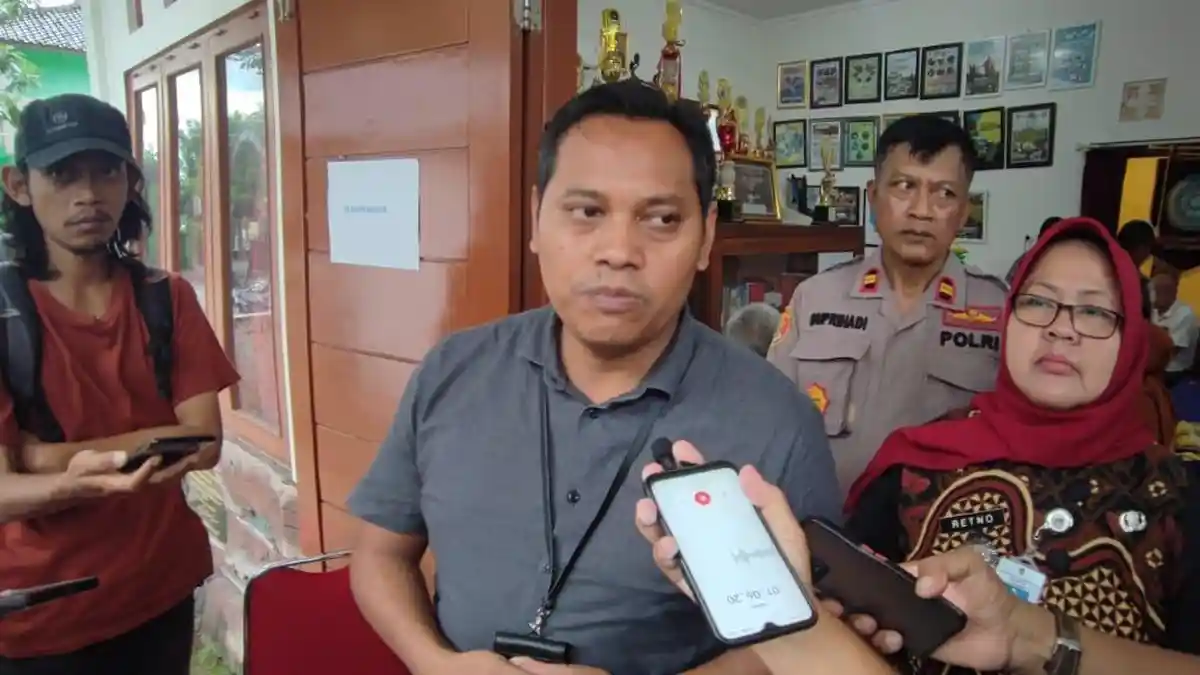 Mediasi Warga-Penambang, Sekda Jajang Prihono Stop Aktivitas Tambang Hingga Kesepakatan Terpenuhi