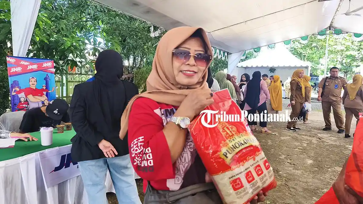Antusias Sejak Pagi, Pasar Murah Pontianak Tenggara Ringankan Beban Warga