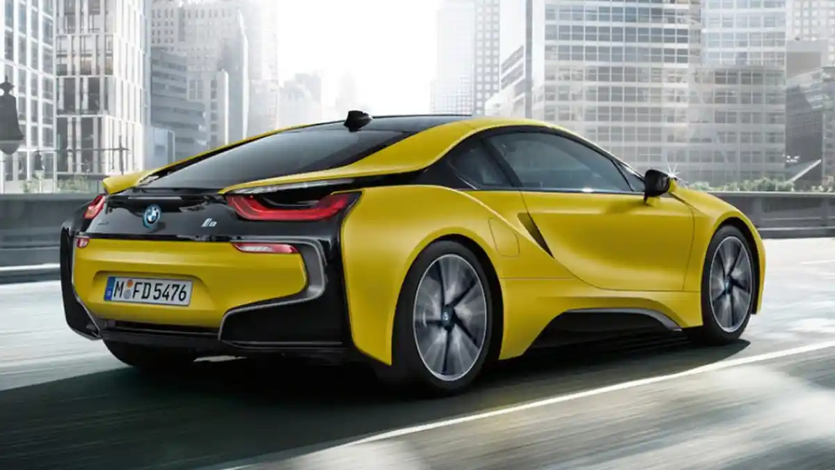 BMW i8 Frozen Edition Lebih Mahal Rp 92 Juta adri versi Standar