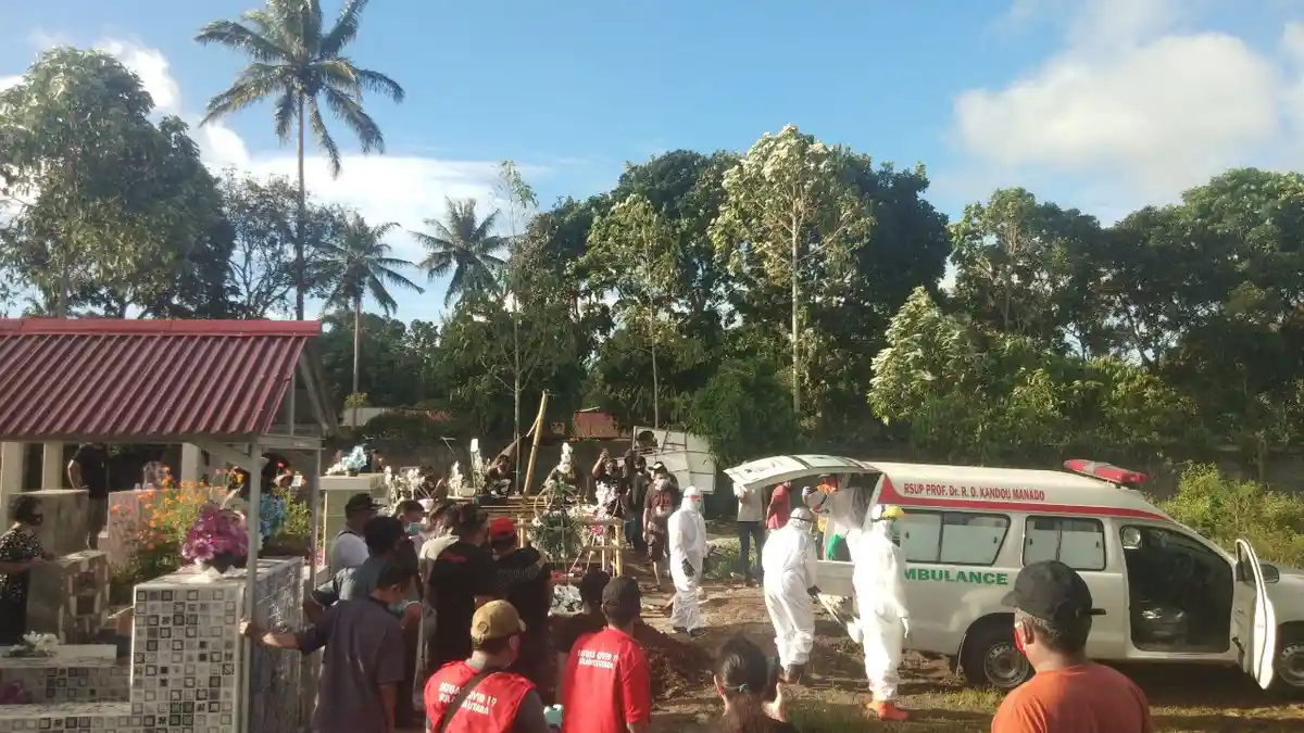 Masuk PDP Covid-19, Jenazah Bayi Usia 3 Hari Dimakamkan di TPU Kembuan