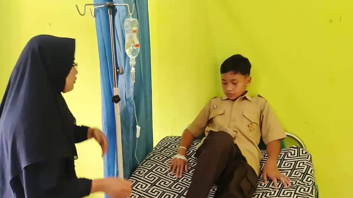 Curhatan Murid SD Korban Keracunan MBG di Ciamis: Pudingnya Bau, Kacang Ijonya Aneh