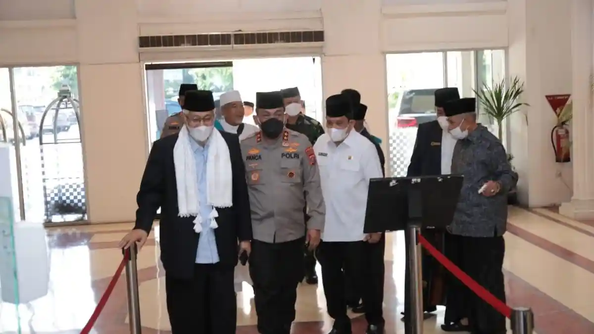 Banjir Apresiasi Pam Lebaran, Kapolda Sumut Ucapkan Terimakasih ke Tokoh Agama dan Masyarakat