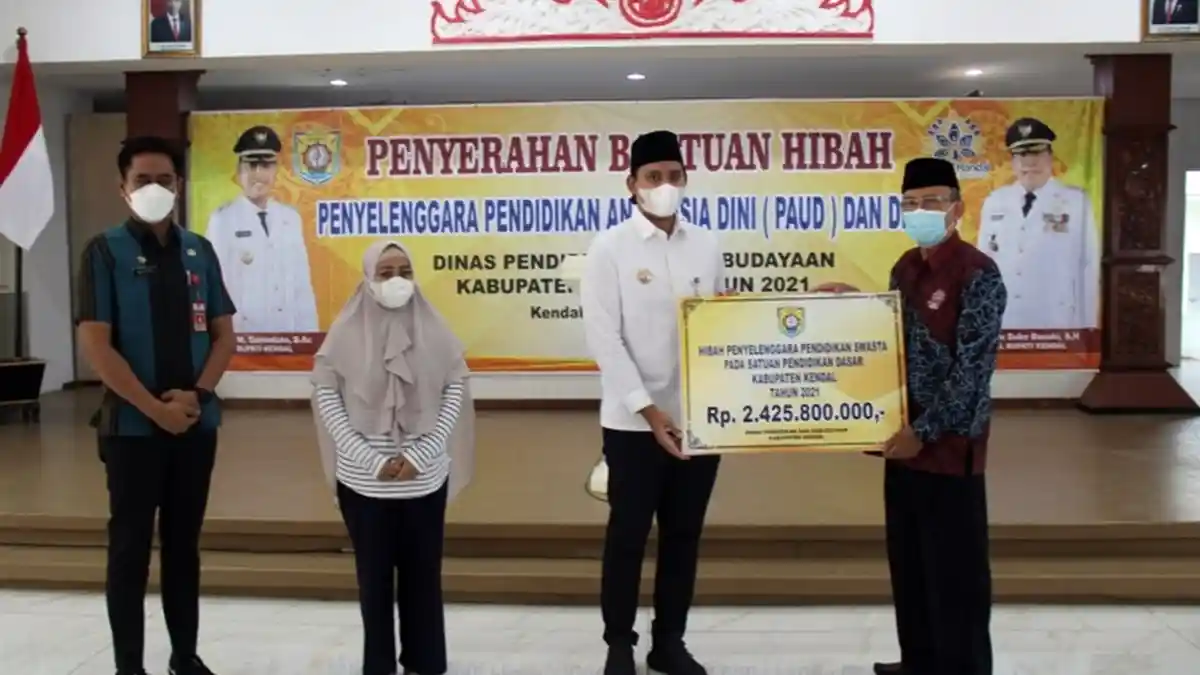 2.007 Guru Wiyata Bakti Paud dan TK Kendal Terima Dana Hibah, Himpaudi: Semoga Bisa Tiap Tahun