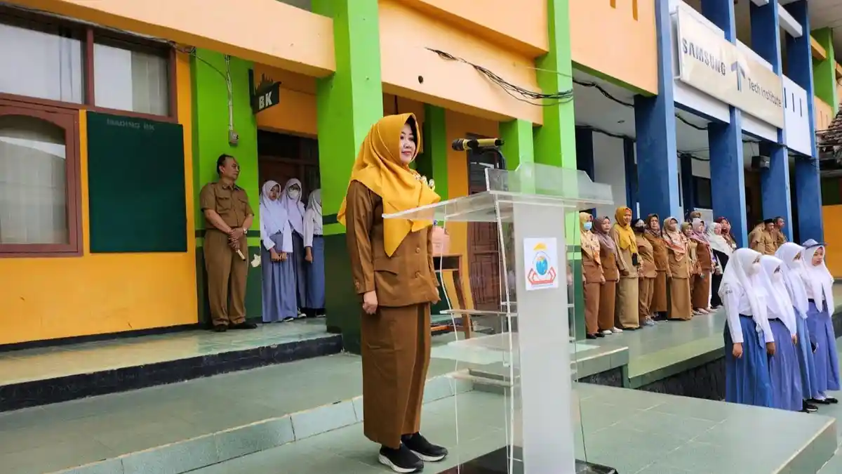 Ribuan Siswa SMKN 4 Bandar Lampung Ikut Apel Perdana di 2023