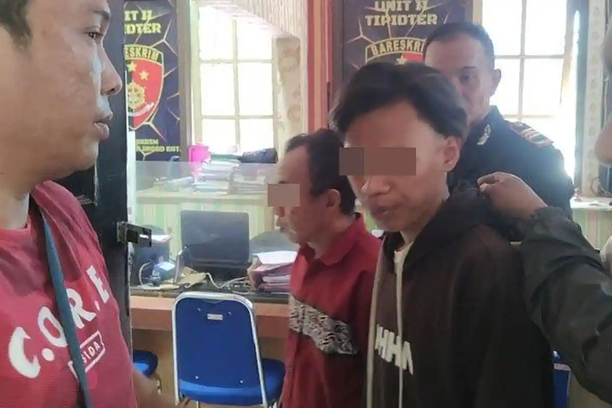 Teganya Bambang Membunuh Istri Dibantu Anak Kandungnya, Bermula Dari Boncengan dengan Pria Lain