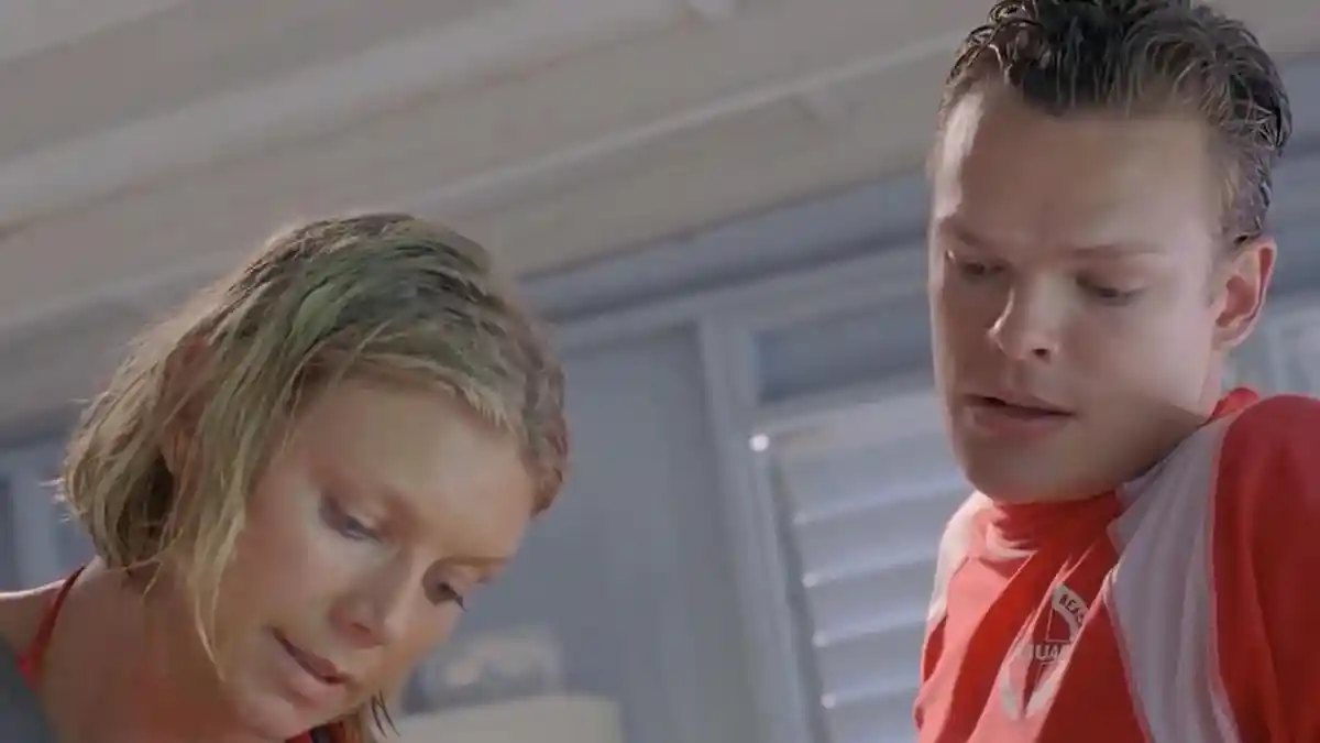 Sinopsis Film Malibu Shark Attack Tayang di Trans TV Jam 23.00 Hari ini, Minggu 27 Oktober 2019