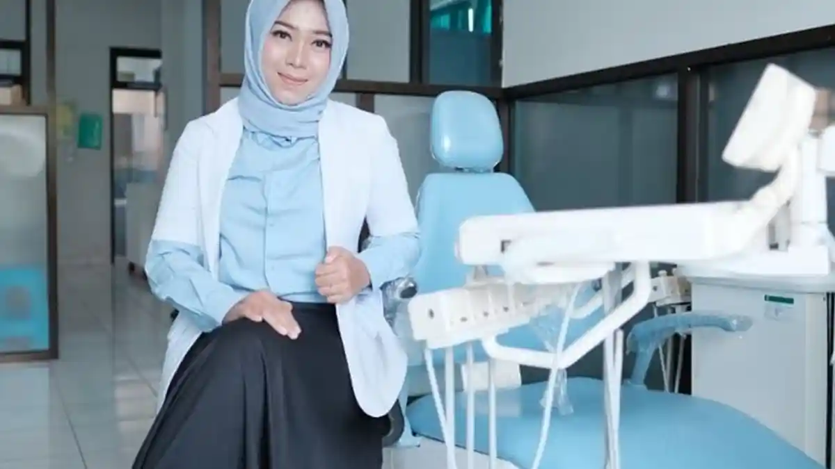 Kisah Anak Kernet Bus yang Berhasil Jadi Dokter Gigi, Simak Bagaimana Perjuangannya