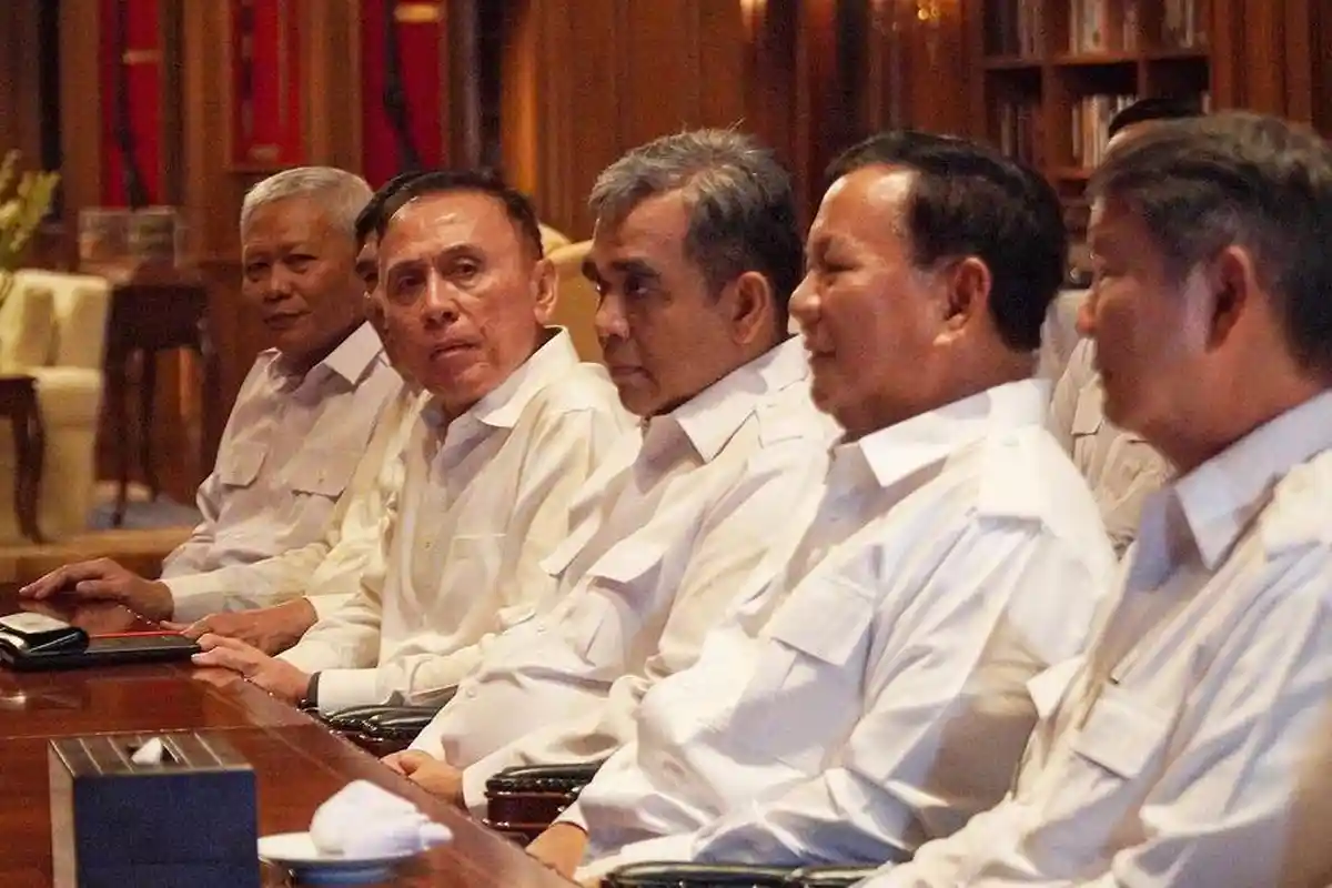 Ketika Prabowo Subianto Berubah dari Militer yang Kaku menjadi Politikus Sipil yang Friendly