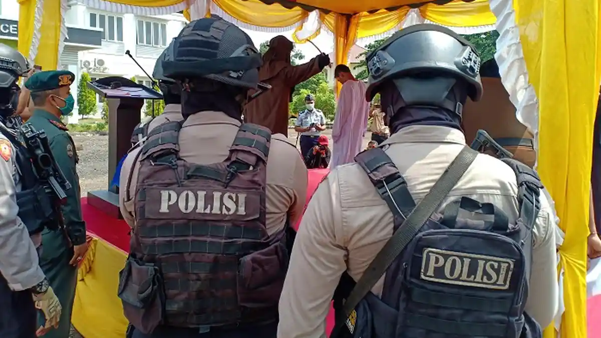 Empat Terpidana Terlibat Kasus Zina dan Pelecehan Seksual Terhadap Anak di Aceh Utara Dicambuk