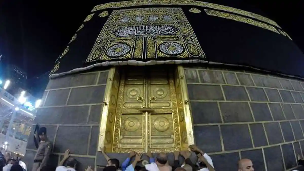 Pemerintah Arab Saudi Rogoh Kocek Rp 46 Miliar Untuk Renovasi Pintu Kabah
