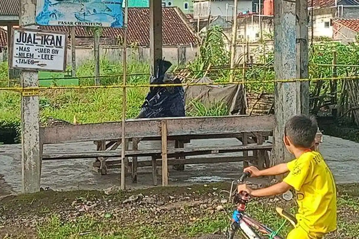 Korban Alami Luka di Dada Kiri Tepat di Jantung, Pelaku Penusukan di Tasik Ternyata Teman Masa Kecil