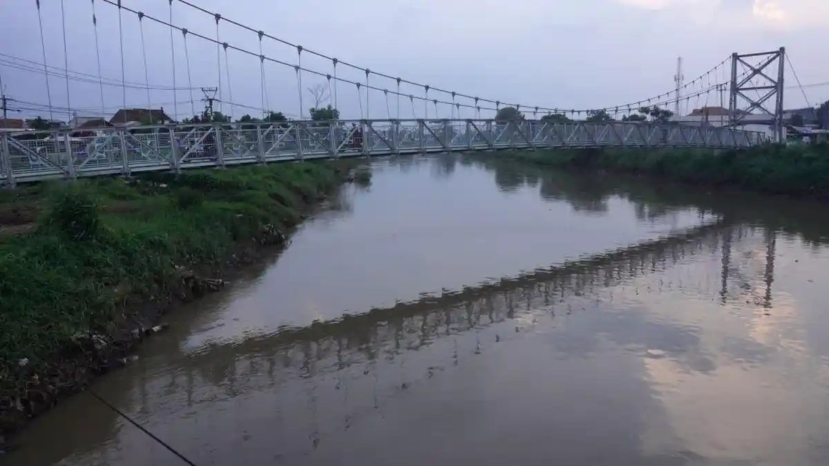Jembatan Khusus Motor di Rancamayar Mulai Dioperasikan, Tadi Sore Langsung Ramai