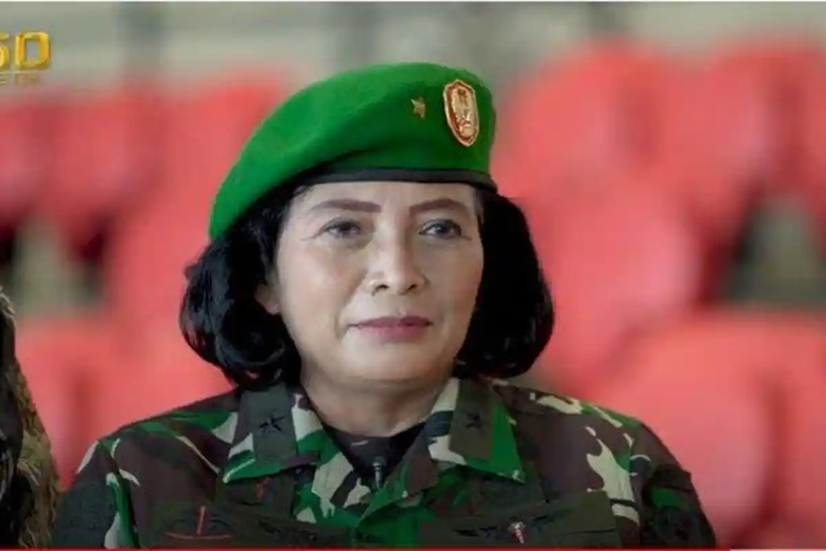 Sosok Dian Andriani,  Perempuan Pertama Berpangkat Bintang Dua Mayjen TNI AD