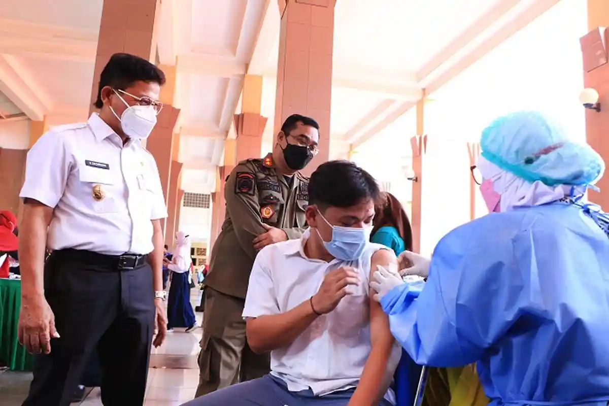 Sachrudin: Target 16.000 Pelajar Kota Tangerang Vaksinasi Covid-19 dalam Tempo 2 Hari