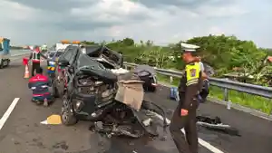 KECELAKAAN-MAUT-DPR-RI-PROBOLINGGO.jpg